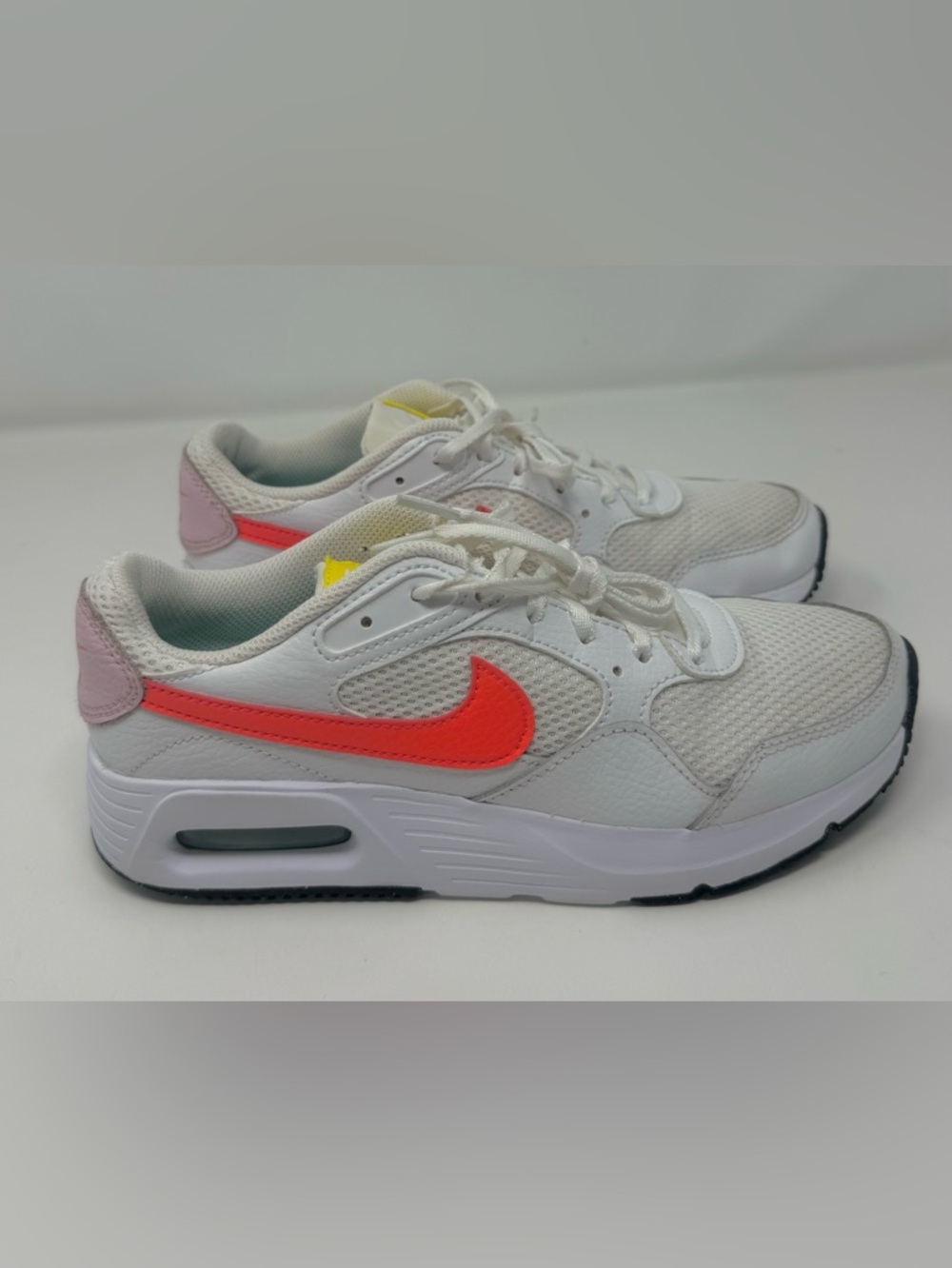 Nike Air Max SC Women’s 7 White Pink Red Yellow Low Leather Athletic Sneakers